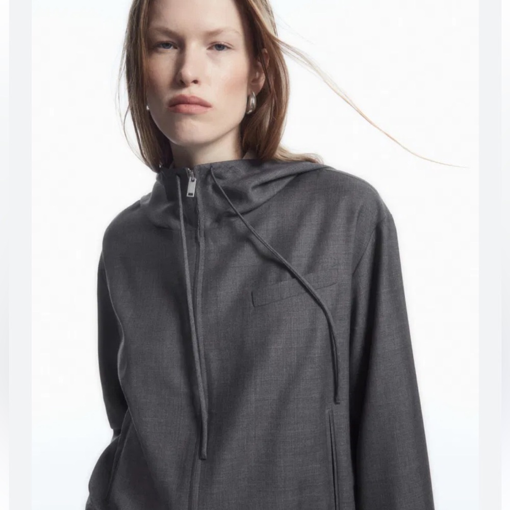 COS tailored set with folded a line skirt and a hooded jacket 6 - Picture 4 of 14